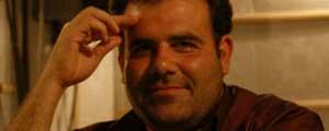 حسن اردستانی: فقط نیمه خالی لیوان را نبینیم