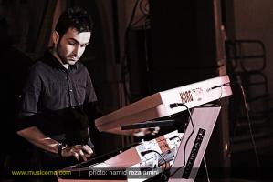 گزارش تصویری از کنسرت فرزاد فرزین در کرج گزارش تصویری از کنسرت فرزاد فرزین در کرج