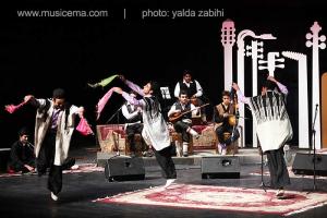 گزارشی از اجرای شاد گروه «سازینه» در تئاتر شهر