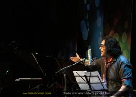 گزارش تصویری از کنسرت خیریه مانی رهنما در ایوان شمس