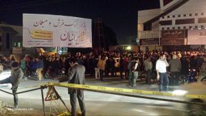 حاشیه های برگزاری کنسرت محسن شریفیان در بوشهر