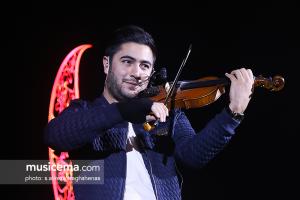 کنسرت محسن یگانه در جشنواره موسیقی فجر - 30 دی 1395