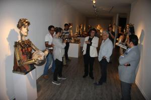 نمایشگاه «سمفونی صلح» با آثاری از ناصر پلنگی، ساغر مسعودی و کاوه آفاق